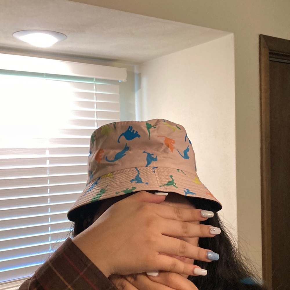 Bucket hat